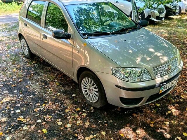 Бежевый Фиат Пунто, объемом двигателя 1.2 л и пробегом 71 тыс. км за 4500 $, фото 1 на Automoto.ua