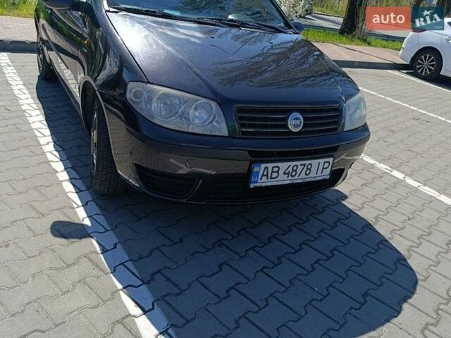 Черный Фиат Пунто, объемом двигателя 1.24 л и пробегом 201 тыс. км за 3200 $, фото 1 на Automoto.ua