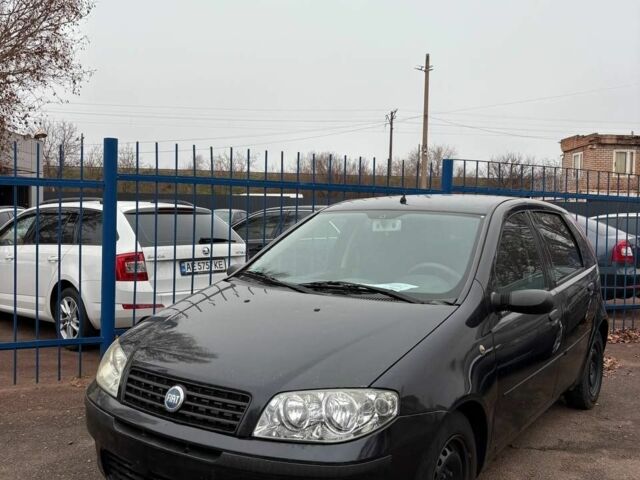 Чорний Фіат Пунто, об'ємом двигуна 1.3 л та пробігом 196 тис. км за 1750 $, фото 1 на Automoto.ua
