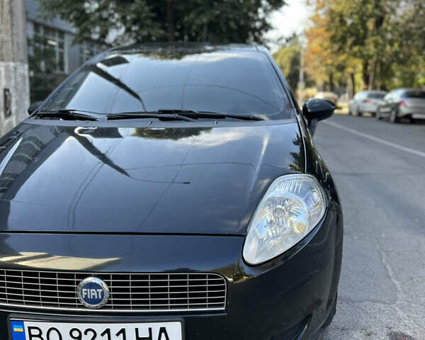 Чорний Фіат Пунто, об'ємом двигуна 1.24 л та пробігом 235 тис. км за 3600 $, фото 1 на Automoto.ua