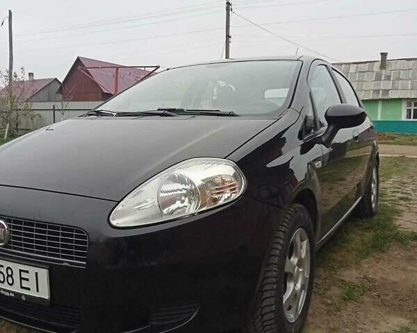 Черный Фиат Пунто, объемом двигателя 1.37 л и пробегом 214 тыс. км за 4500 $, фото 1 на Automoto.ua