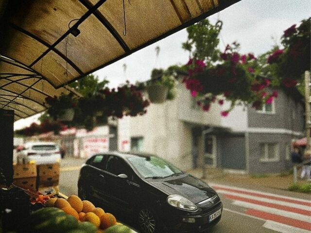 Чорний Фіат Пунто, об'ємом двигуна 1.3 л та пробігом 255 тис. км за 2800 $, фото 1 на Automoto.ua