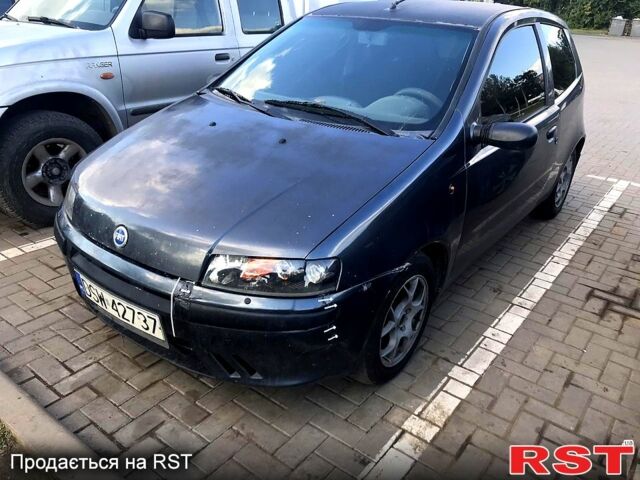 Серый Фиат Пунто, объемом двигателя 1.3 л и пробегом 189 тыс. км за 1000 $, фото 1 на Automoto.ua