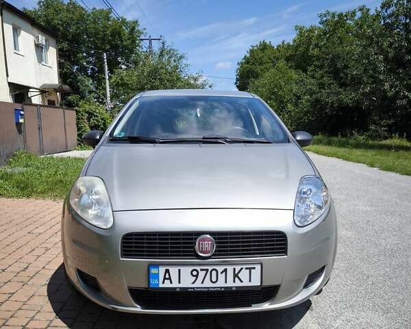 Сірий Фіат Пунто, об'ємом двигуна 1.24 л та пробігом 182 тис. км за 4200 $, фото 1 на Automoto.ua