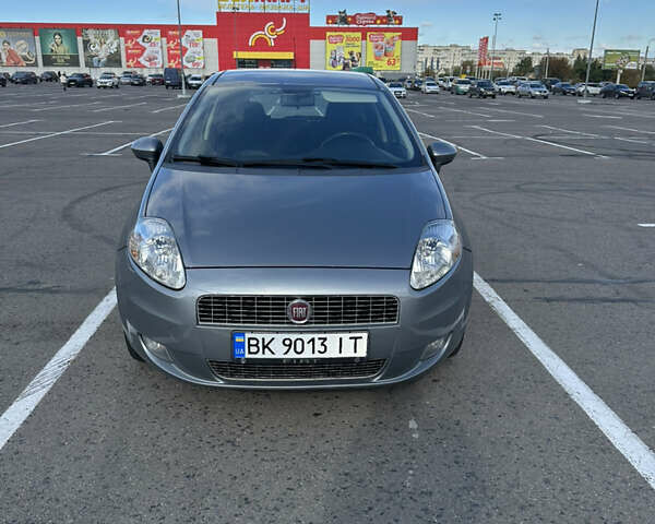 Сірий Фіат Пунто, об'ємом двигуна 1.24 л та пробігом 208 тис. км за 4350 $, фото 1 на Automoto.ua