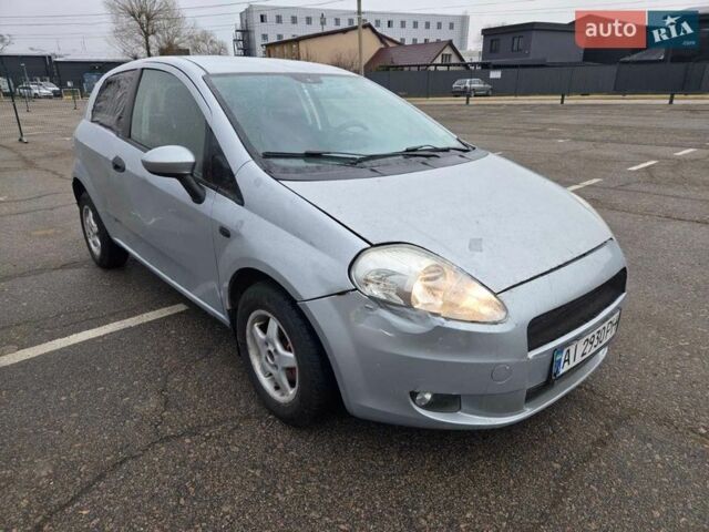 Серый Фиат Пунто, объемом двигателя 1.24 л и пробегом 350 тыс. км за 1900 $, фото 1 на Automoto.ua