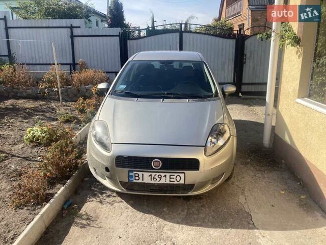 Сірий Фіат Пунто, об'ємом двигуна 1.4 л та пробігом 200 тис. км за 4200 $, фото 1 на Automoto.ua