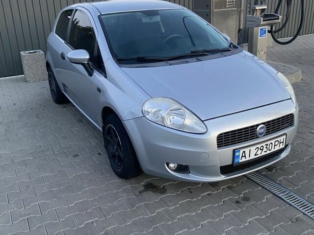 Сірий Фіат Пунто, об'ємом двигуна 1.2 л та пробігом 350 тис. км за 2999 $, фото 1 на Automoto.ua