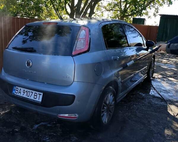 Сірий Фіат Пунто, об'ємом двигуна 1.3 л та пробігом 184 тис. км за 4000 $, фото 1 на Automoto.ua