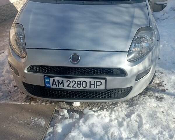 Серый Фиат Пунто, объемом двигателя 1.25 л и пробегом 241 тыс. км за 2999 $, фото 1 на Automoto.ua