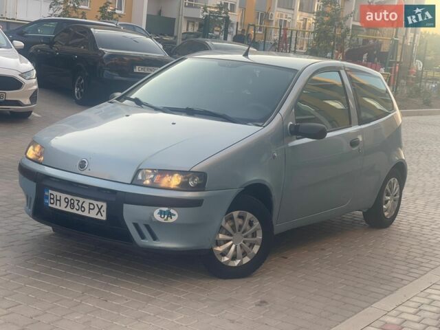 Синій Фіат Пунто, об'ємом двигуна 1.2 л та пробігом 218 тис. км за 1600 $, фото 1 на Automoto.ua
