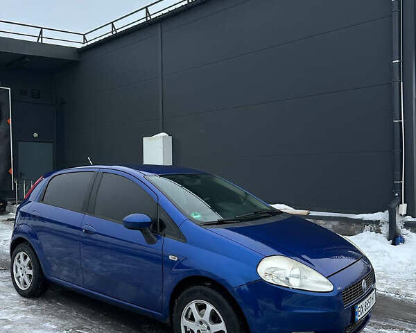 Синий Фиат Пунто, объемом двигателя 1.4 л и пробегом 276 тыс. км за 4200 $, фото 1 на Automoto.ua