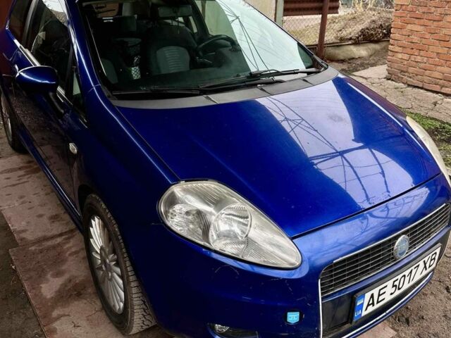 Синий Фиат Пунто, объемом двигателя 1.4 л и пробегом 260 тыс. км за 3500 $, фото 1 на Automoto.ua