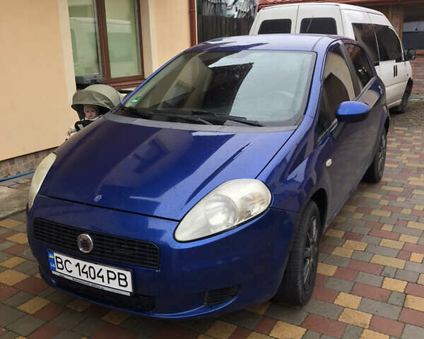 Синий Фиат Пунто, объемом двигателя 1.25 л и пробегом 299 тыс. км за 3900 $, фото 1 на Automoto.ua
