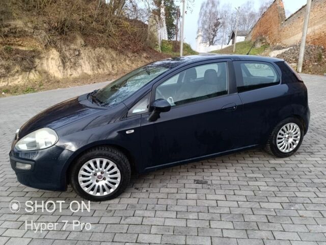 Синій Фіат Пунто, об'ємом двигуна 1.2 л та пробігом 230 тис. км за 4200 $, фото 1 на Automoto.ua