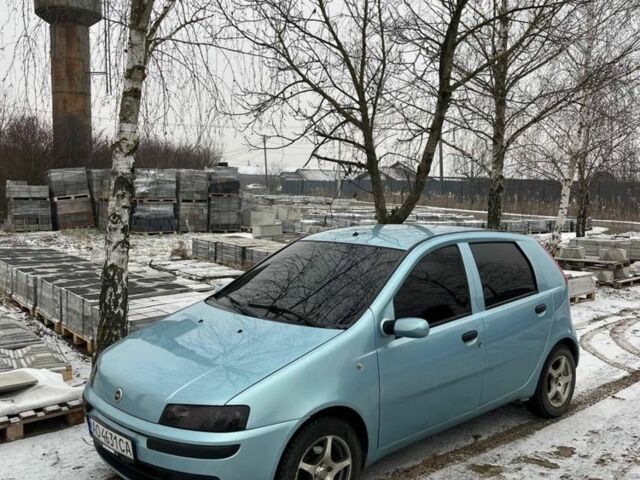 Синій Фіат Пунто, об'ємом двигуна 1.2 л та пробігом 1 тис. км за 2000 $, фото 1 на Automoto.ua