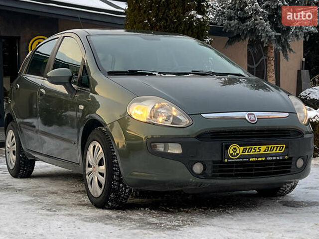 Зеленый Фиат Пунто, объемом двигателя 1.37 л и пробегом 218 тыс. км за 5800 $, фото 1 на Automoto.ua