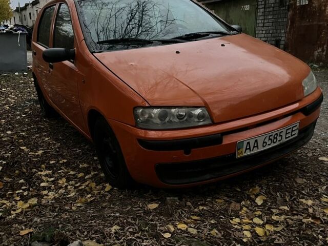 Оранжевый Фиат Пунто, объемом двигателя 1.2 л и пробегом 180 тыс. км за 850 $, фото 1 на Automoto.ua
