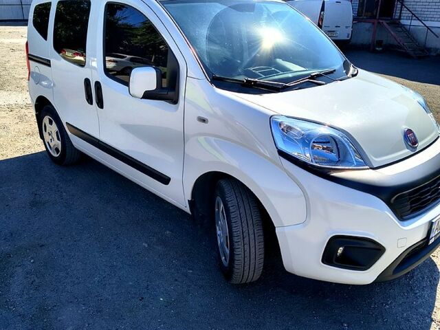 Белый Фиат Кубо, объемом двигателя 1.4 л и пробегом 32 тыс. км за 12100 $, фото 1 на Automoto.ua