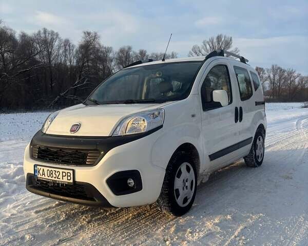 Белый Фиат Кубо, объемом двигателя 1.4 л и пробегом 96 тыс. км за 9000 $, фото 1 на Automoto.ua