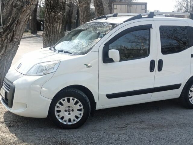 Белый Фиат Кубо, объемом двигателя 1.2 л и пробегом 253 тыс. км за 4700 $, фото 1 на Automoto.ua