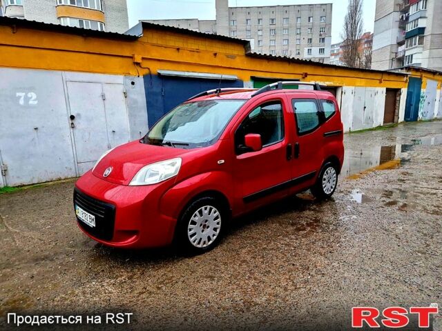 Красный Фиат Кубо, объемом двигателя 1.4 л и пробегом 140 тыс. км за 5500 $, фото 1 на Automoto.ua