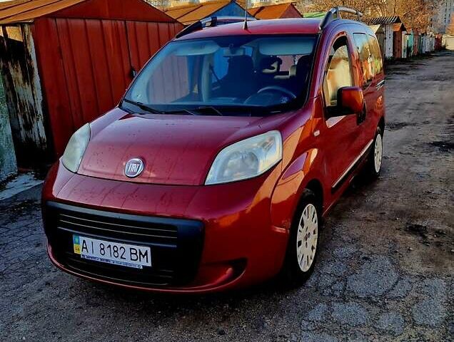 Красный Фиат Кубо, объемом двигателя 1.4 л и пробегом 144 тыс. км за 4500 $, фото 1 на Automoto.ua