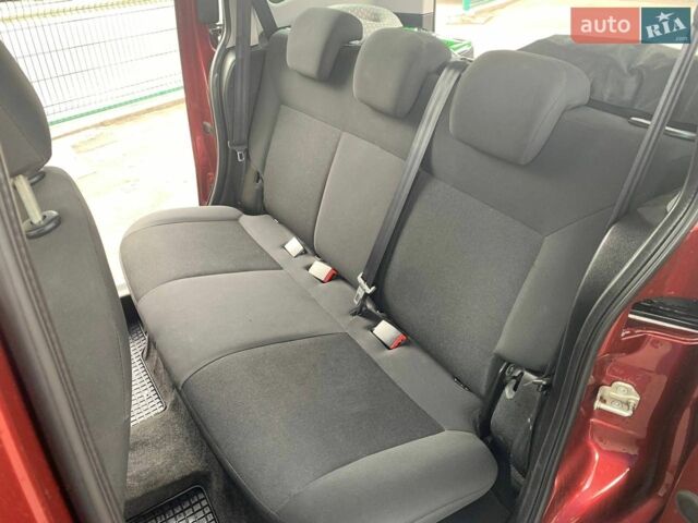 Красный Фиат Кубо, объемом двигателя 1.37 л и пробегом 166 тыс. км за 7400 $, фото 1 на Automoto.ua