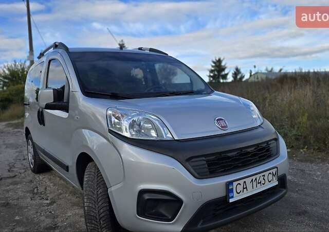 Серый Фиат Кубо, объемом двигателя 1.4 л и пробегом 146 тыс. км за 8100 $, фото 1 на Automoto.ua