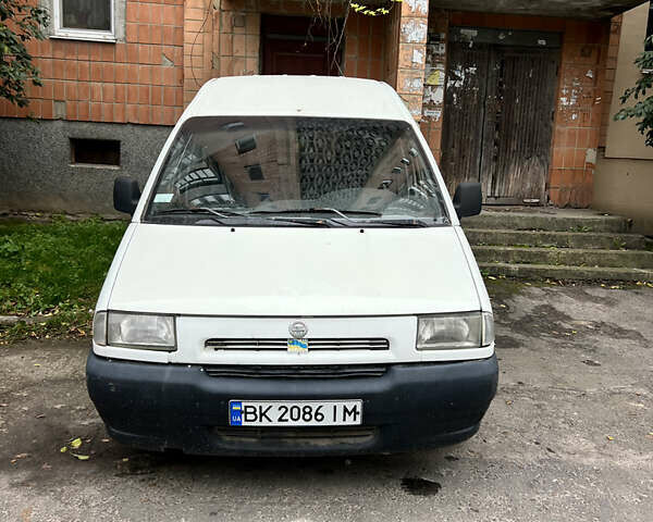 Білий Фіат Скудо, об'ємом двигуна 1.91 л та пробігом 500 тис. км за 1100 $, фото 1 на Automoto.ua