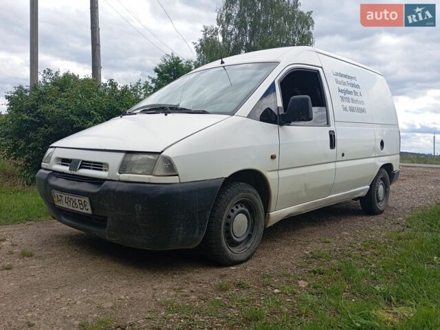 Белый Фиат Скудо, объемом двигателя 1.9 л и пробегом 300 тыс. км за 1850 $, фото 1 на Automoto.ua