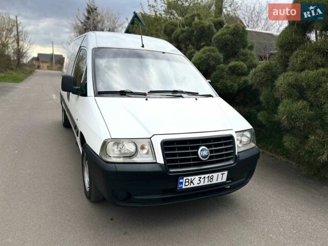Белый Фиат Скудо, объемом двигателя 2 л и пробегом 310 тыс. км за 3899 $, фото 1 на Automoto.ua