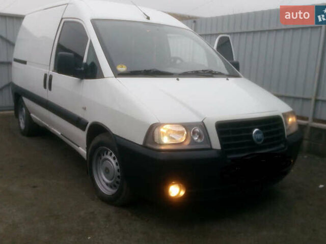 Білий Фіат Скудо, об'ємом двигуна 2 л та пробігом 220 тис. км за 2000 $, фото 1 на Automoto.ua