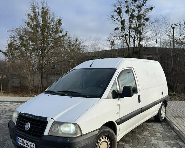 Білий Фіат Скудо, об'ємом двигуна 2 л та пробігом 377 тис. км за 2600 $, фото 1 на Automoto.ua