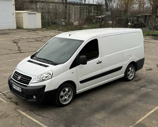 Белый Фиат Скудо, объемом двигателя 2 л и пробегом 260 тыс. км за 8200 $, фото 1 на Automoto.ua