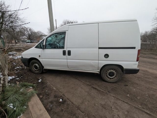 Белый Фиат Скудо, объемом двигателя 1.9 л и пробегом 500 тыс. км за 2100 $, фото 1 на Automoto.ua