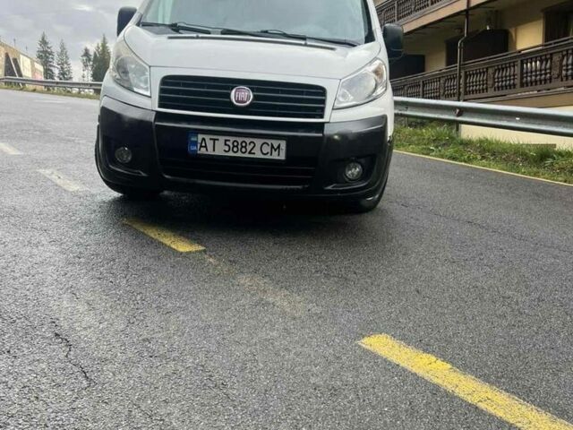 Белый Фиат Скудо, объемом двигателя 2 л и пробегом 143 тыс. км за 5300 $, фото 1 на Automoto.ua