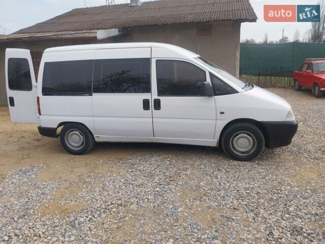 Белый Фиат Скудо, объемом двигателя 1.91 л и пробегом 400 тыс. км за 2950 $, фото 1 на Automoto.ua