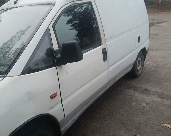 Белый Фиат Скудо, объемом двигателя 1.9 л и пробегом 315 тыс. км за 1800 $, фото 1 на Automoto.ua