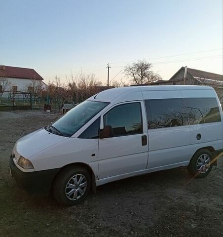 Білий Фіат Скудо, об'ємом двигуна 1.91 л та пробігом 352 тис. км за 3200 $, фото 1 на Automoto.ua