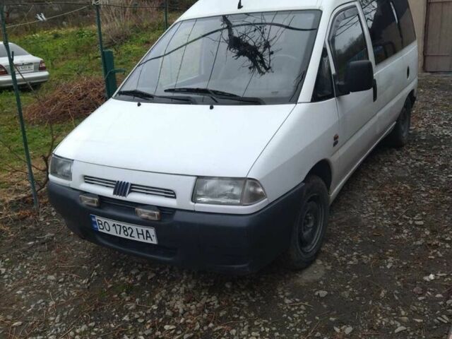 Белый Фиат Скудо, объемом двигателя 1.9 л и пробегом 200 тыс. км за 2000 $, фото 1 на Automoto.ua
