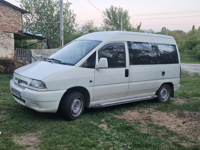 Белый Фиат Скудо, объемом двигателя 1 л и пробегом 340 тыс. км за 2150 $, фото 1 на Automoto.ua