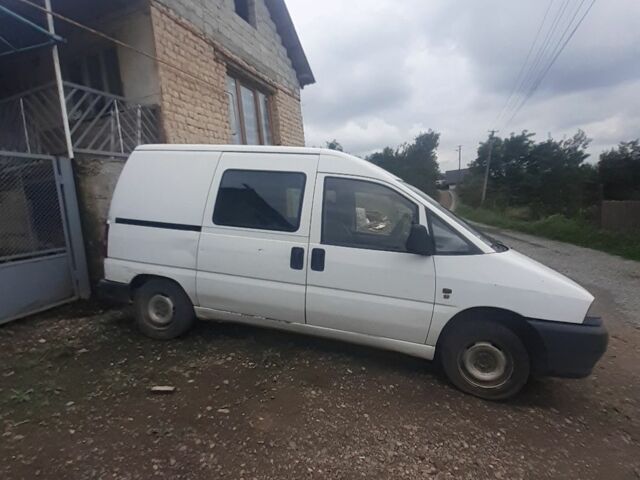 Білий Фіат Скудо, об'ємом двигуна 0 л та пробігом 1000 тис. км за 1800 $, фото 1 на Automoto.ua