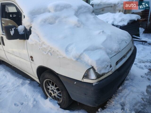 Білий Фіат Скудо, об'ємом двигуна 1.9 л та пробігом 254 тис. км за 1350 $, фото 1 на Automoto.ua