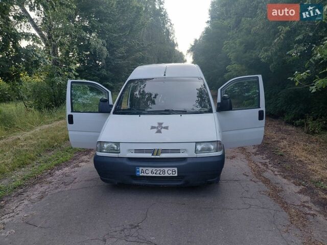 Белый Фиат Скудо, объемом двигателя 1.9 л и пробегом 333 тыс. км за 1750 $, фото 1 на Automoto.ua