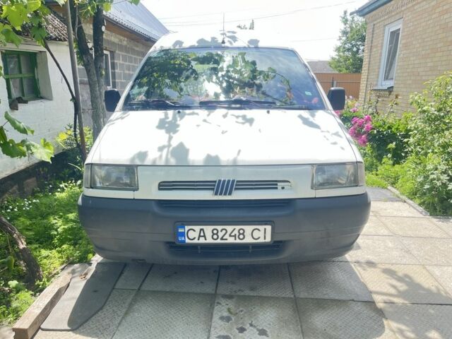 Белый Фиат Скудо, объемом двигателя 1.9 л и пробегом 280 тыс. км за 3200 $, фото 1 на Automoto.ua