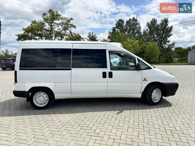 Белый Фиат Скудо, объемом двигателя 2 л и пробегом 348 тыс. км за 3100 $, фото 1 на Automoto.ua