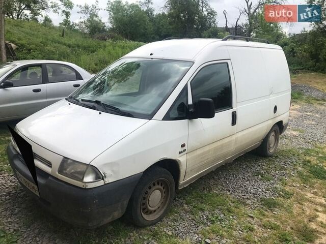 Білий Фіат Скудо, об'ємом двигуна 2 л та пробігом 274 тис. км за 2000 $, фото 1 на Automoto.ua