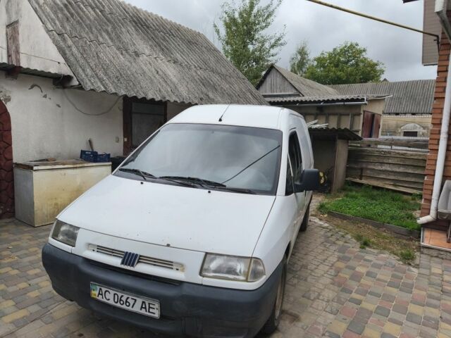 Белый Фиат Скудо, объемом двигателя 2 л и пробегом 350 тыс. км за 1900 $, фото 1 на Automoto.ua