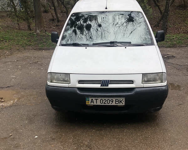 Білий Фіат Скудо, об'ємом двигуна 2 л та пробігом 214 тис. км за 3600 $, фото 1 на Automoto.ua